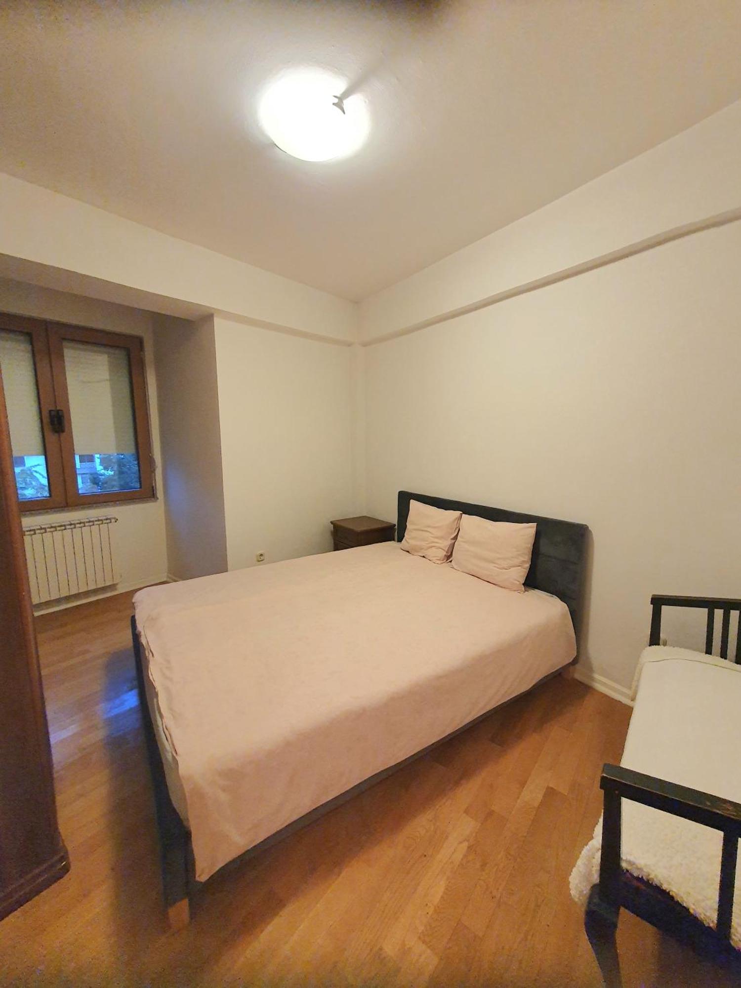 3 Bedroom Home With Parking Garage In The Heart Of סקופיה מראה חיצוני תמונה