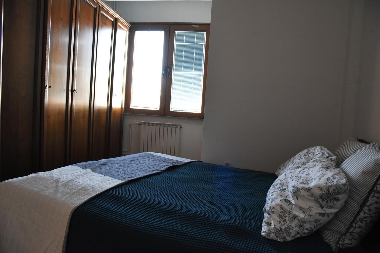 3 Bedroom Home With Parking Garage In The Heart Of סקופיה מראה חיצוני תמונה